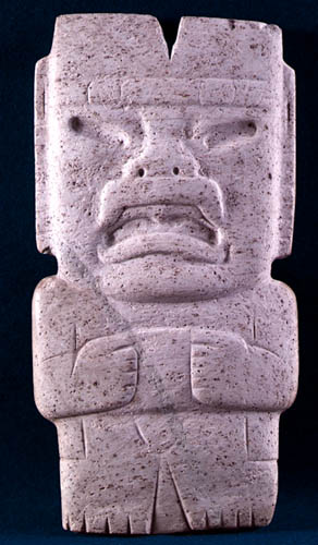 Olmeca figure maya archaeology