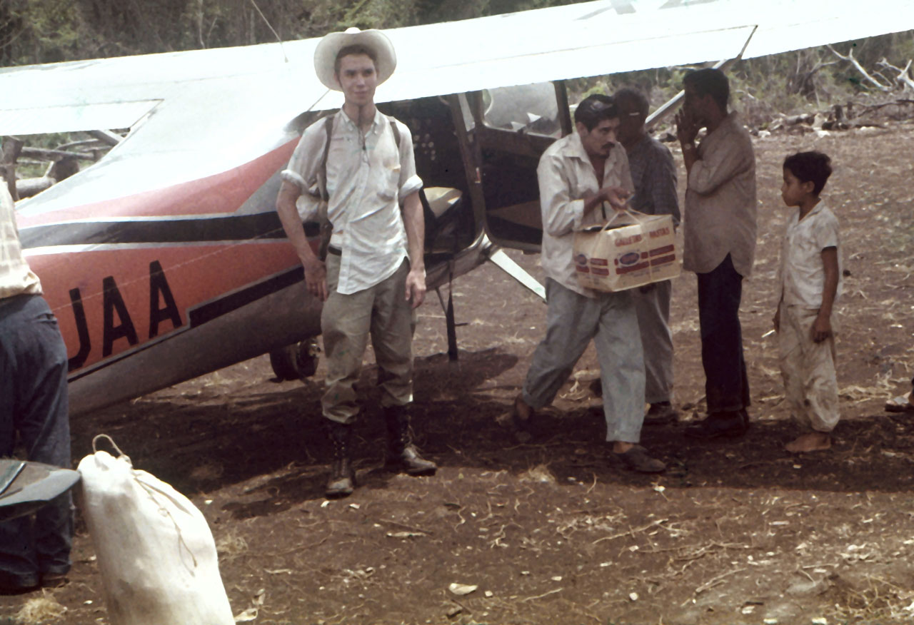 Bonampak-35tk-Nicholas-Hellmuth-portrait-young-plane-Lacandon-Maya-airfield-1962