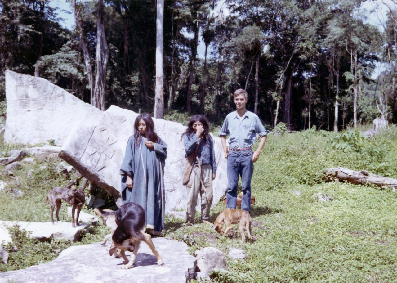 Bonampak-stela-Chiapas-Mexico-1960s-Nicholas-Hellmuth-Lacandon-Maya