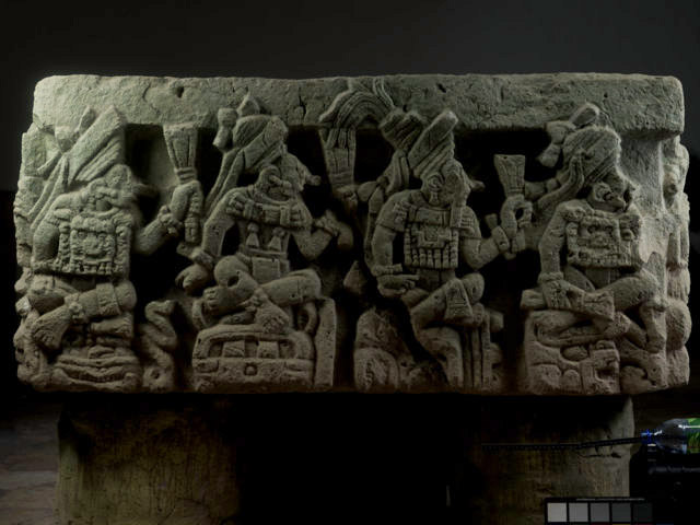 Copan Altar Q 4 100
