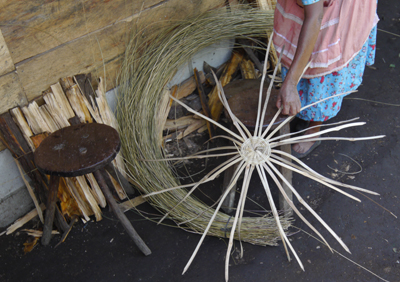 hand made baskets process model venas varas market stalls San Rafael Chilasco Guatemala Central America