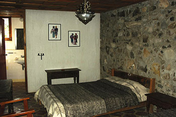 Inside rooms Hotel Terrazas del lago