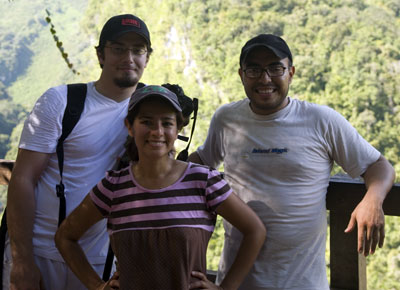 Volunteer mayan archaeology research